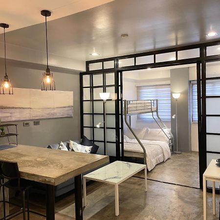 Crib 252 Subic Bay Aparthotel ภายนอก รูปภาพ